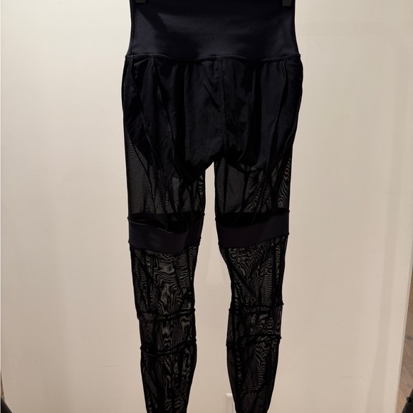 ALO Elegant Black Mesh Leggings - Picture 3 of 3